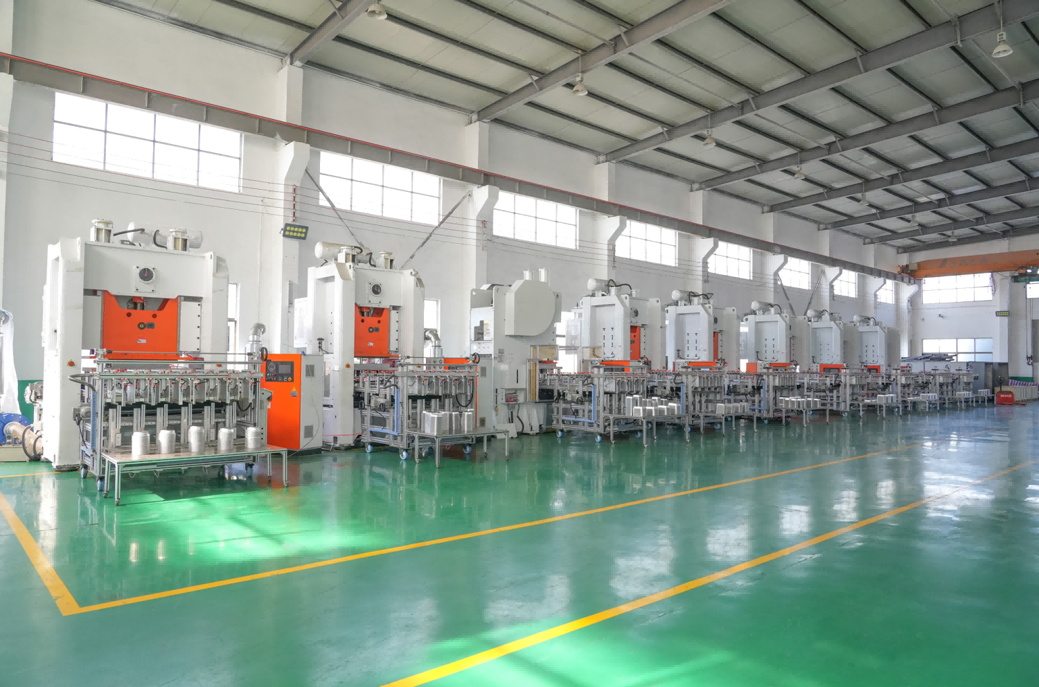 최신 회사 블로그 알루미늄 포일 컨테이너 생산 라인 코어의 데이터 기반 분석