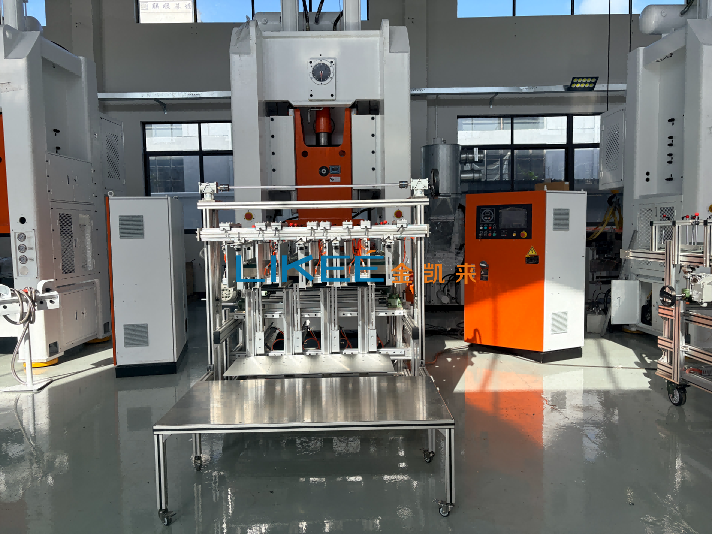 최신 회사 블로그 LIKEE One-Stop Solution for Full-Industry-Chain Aluminum Foil Packaging Equipment, Consumables & Raw Materials