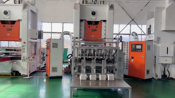 주문 쉽게 기계 조작을 만드는 380V 50HZ 알루미늄 식료품 용기 online manufacture