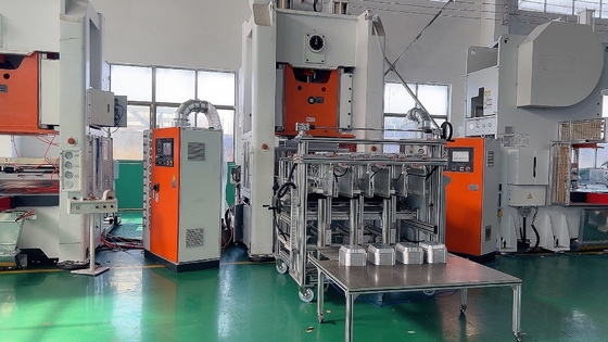 주문 미쓰비시 알루미늄 포일 컨테이너 제조 기계 설계 고객 요구 사항 online manufacture