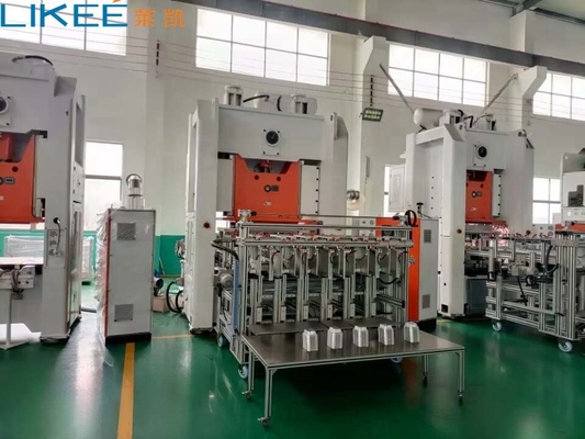 주문 완전 자동 35-70 스트로크 / 분 알루미늄 필름 트레이 만드는 기계 H 프레임 외관 online manufacture