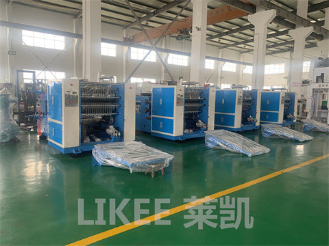 주문 내구성 4000kg 알루미늄 필름 추출 기계 가구 팝 아웃 필름 시트를 위해 online manufacture