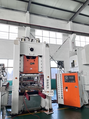 주문 LK-T80 알루미늄 필름 제조 기계 일회용 6.5 인치 판 미쓰비시 PLC online manufacture