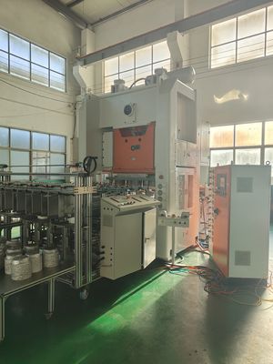 주문 LK-T80 Aluminum Foil Container Making Machine with 35-70 Strokes Per Minute for Square Tray Production and 80ton Press Capacity online manufacture