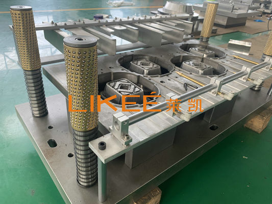 주문 3 칸막이 60 HRC 알루미늄 박막 용기는 디스포스앨비 트레이때문에 죽습니다 online manufacture