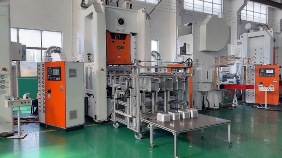 PLC 제어 시스템과 함께 80TON 압력 알루미늄 엽 컨테이너 기계